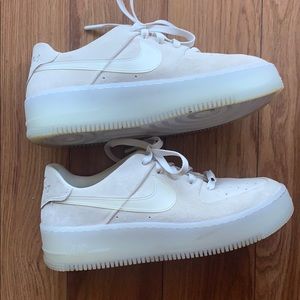 Nike Air Force 1 Sage Low LX Phantom